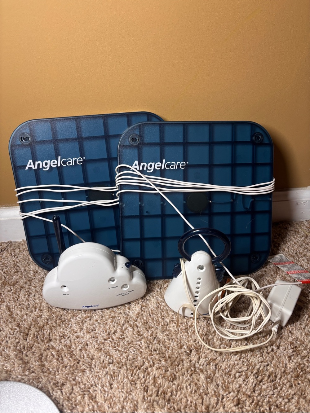 Angelcare movement and sound baby monitor system
